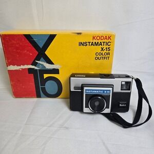 Vtg 70s/80s Kodak Instamatic X-15 Color‎ Outfit Camera, Untested